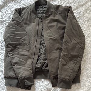 Lululemon Athletica Green Bomber Jacket with Ribbed Cuffs